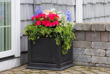 Load image into Gallery viewer, Savannah 20&quot; Square Planter Box